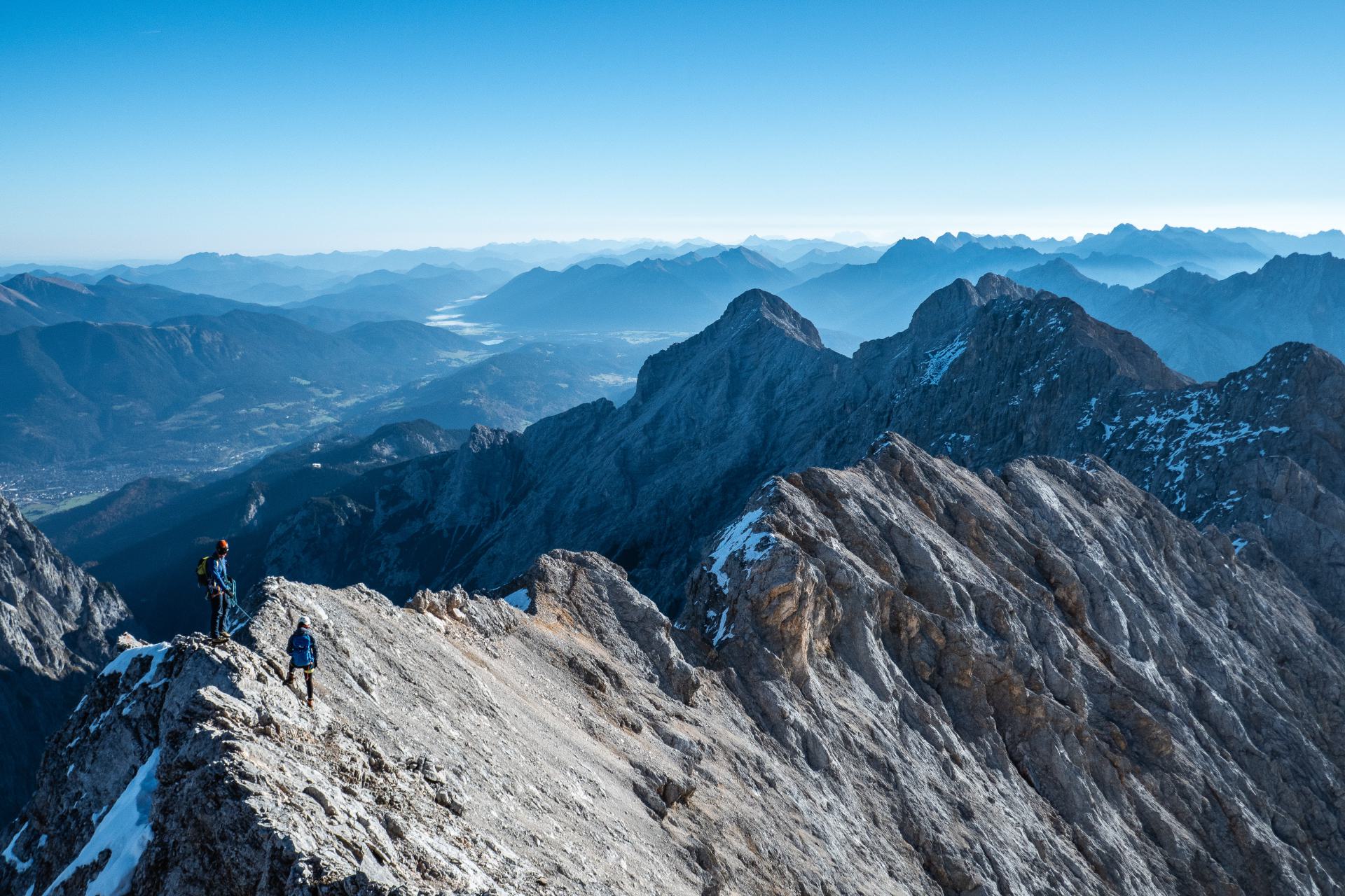 Jubiläumsgrat  Bergführer Alpinschule Zugspitze Wetterstein Jubiläumsgrat Nordwand Bergführer Alpinschule Zugspitze Wetterstein